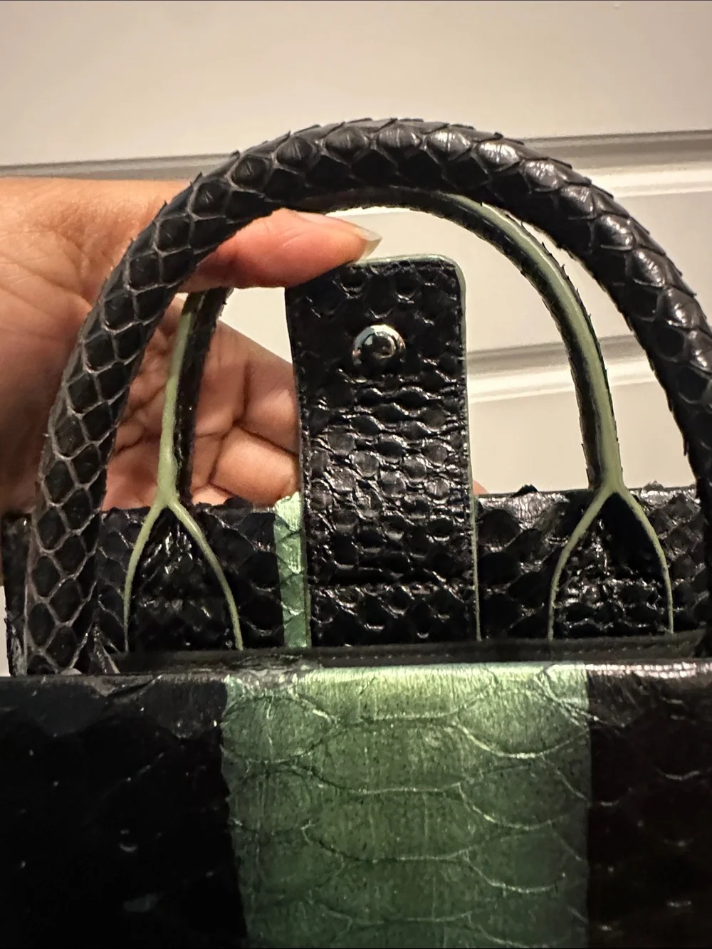Brandon Blackwood ESR Tote Bag - Picture 10 of 11